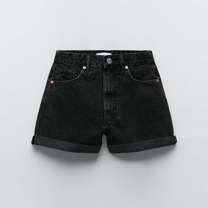 Zara Mom Fit Shorts High Rise Bermuda in black